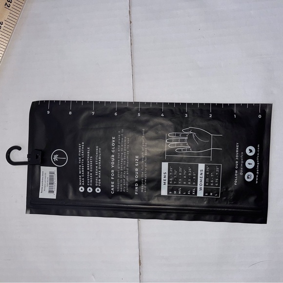 Palm Women’s Golf Barrels and Birdies Glove Size Small Left Hand - Picture 3 of 3